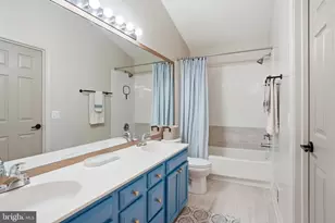 345 Barnfield Square NE, Leesburg, VA 20176 - Photo 29