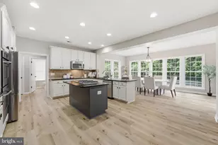 43909 Churchill Glen Dr, Chantilly, VA 20152 - Photo 15