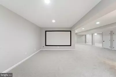 43909 Churchill Glen Drive, Chantilly, VA 20152 - Photo 53