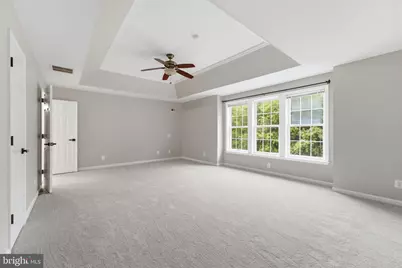 43909 Churchill Glen Drive, Chantilly, VA 20152 - Photo 33