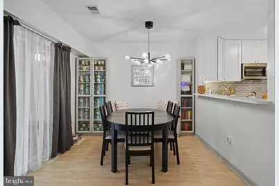 1054 Warwick Court, Sterling, VA 20164 - Photo 17