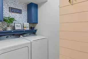 1054 Warwick Ct, Sterling, VA 20164 - Photo 23