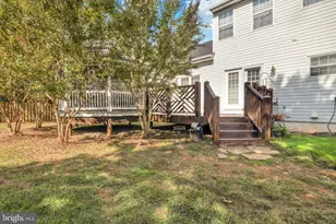 601 Newington Pl NE, Leesburg, VA 20176 - Photo 9