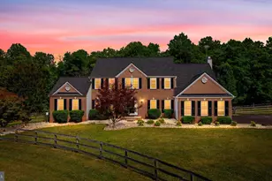38689 Cassia Ln, Lovettsville, VA 20180 - Photo 1