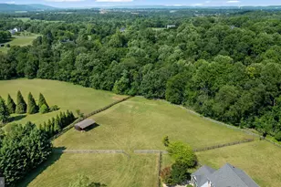 38689 Cassia Ln, Lovettsville, VA 20180 - Photo 103
