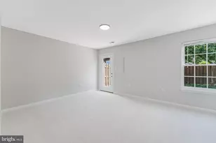 217 Frazer Dr, Purcellville, VA 20132 - Photo 17