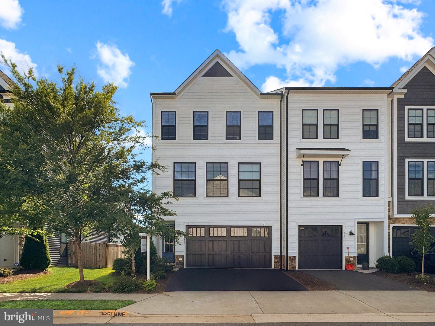 25419 Hartland Orch Ter, Chantilly, VA 20152 - MLS VALO2129412