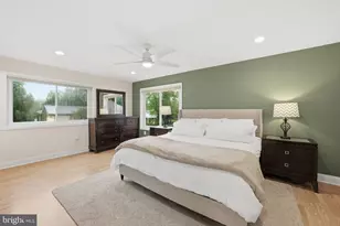 101 Park Hill Ct, Sterling, VA 20164 - Photo 17