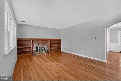 204 Ayr Street NW, Leesburg, VA 20176 - Photo 5