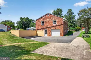 204 Ayr St NW, Leesburg, VA 20176 - Photo 27