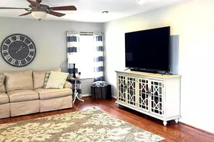 20411 Middlebury St, Ashburn, VA 20147 - Photo 9