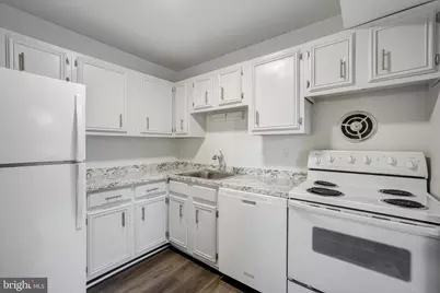 125 Clubhouse Drive SW #5, Leesburg, VA 20175 - Photo 19