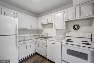 125 Clubhouse Dr SW, Leesburg, VA 20175 - Photo 19