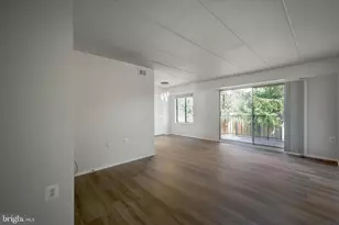 125 Clubhouse Dr SW, Leesburg, VA 20175 - Photo 5