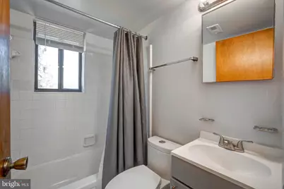 125 Clubhouse Drive SW #5, Leesburg, VA 20175 - Photo 21
