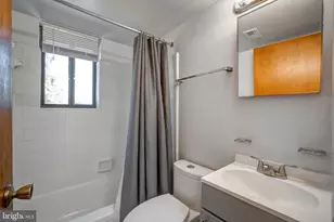 125 Clubhouse Dr SW, Leesburg, VA 20175 - Photo 21