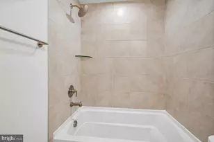 19704 Misty Moss Sq, Ashburn, VA 20147 - Photo 27