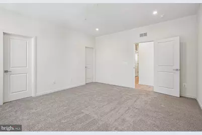 19704 Misty Moss Sq, Ashburn, VA 20147 - Photo 13