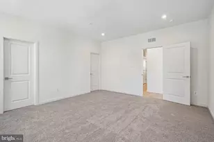 19704 Misty Moss Sq, Ashburn, VA 20147 - Photo 13