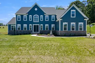 40373 Windyhill Farms Dr, Aldie, VA 20105 - Photo 1