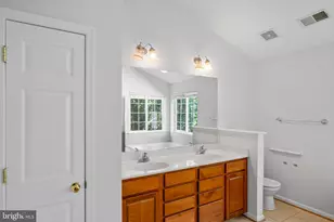 300 N Old Dominion Ln, Purcellville, VA 20132 - Photo 35