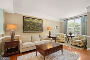 18402 Lanier Island Square, Leesburg, VA 20176 - Photo 11