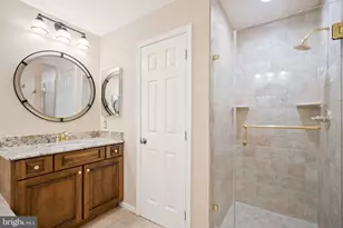 18402 Lanier Island Square, Leesburg, VA 20176 - Photo 37