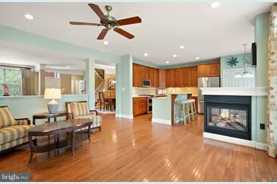 18402 Lanier Island Square, Leesburg, VA 20176 - Photo 19