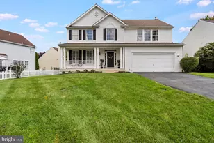 20915 Chippoaks Forest Cir, Sterling, VA 20165 - Photo 1