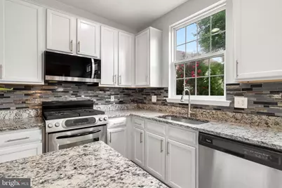 20915 Chippoaks Forest Circle, Sterling, VA 20165 - Photo 11