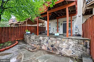 21122 Angela Square, Sterling, VA 20166 - Photo 17