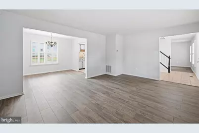 10609 Oxford Court, Great Falls, VA 22066 - Photo 13