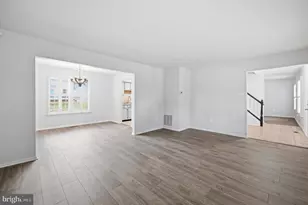 10609 Oxford Ct, Great Falls, VA 22066 - Photo 13