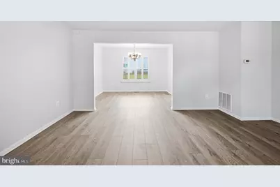 10609 Oxford Court, Great Falls, VA 22066 - Photo 15