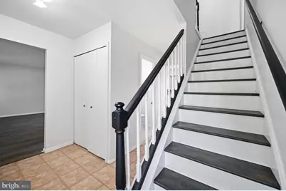 10609 Oxford Court, Great Falls, VA 22066 - Photo 5