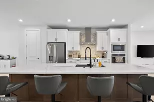 23055 Blue Eagle Ter, Brambleton, VA 20148 - Photo 15