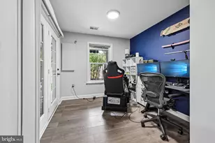 229 Hawks View Square SE, Leesburg, VA 20175 - Photo 21