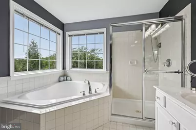 229 Hawks View Square SE, Leesburg, VA 20175 - Photo 31