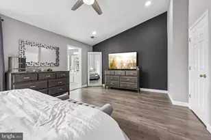 229 Hawks View Square SE, Leesburg, VA 20175 - Photo 27