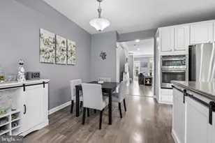 229 Hawks View Square SE, Leesburg, VA 20175 - Photo 11
