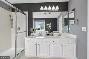229 Hawks View Square SE, Leesburg, VA 20175 - Photo 27