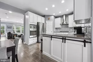 229 Hawks View Square SE, Leesburg, VA 20175 - Photo 15