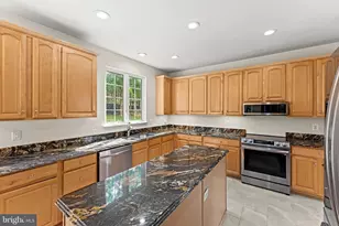 18240 Oak Lake Ct, Leesburg, VA 20176 - Photo 15