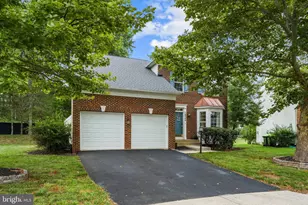 18240 Oak Lake Ct, Leesburg, VA 20176 - Photo 3