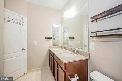 24680 Byrne Meadow Square, Aldie, VA 20105 - Photo 19