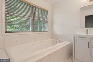19033 Otley Rd, Purcellville, VA 20132 - Photo 23