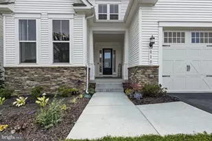 819 Banker Dr SW, Leesburg, VA 20175 - Photo 3