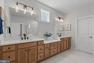 819 Banker Drive SW, Leesburg, VA 20175 - Photo 33