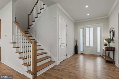 819 Banker Drive SW, Leesburg, VA 20175 - Photo 5
