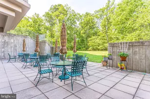 19375 Cypress Ridge Terrace, Leesburg, VA 20176 - Photo 39